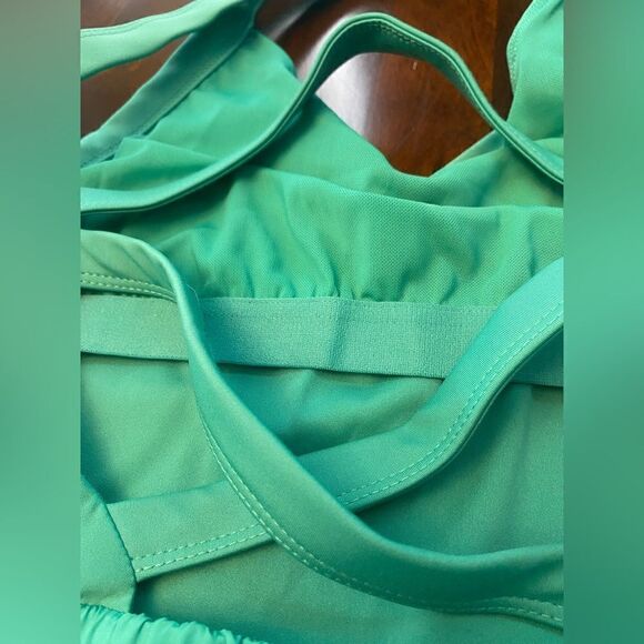 NWT  Free People Movement - Sport Green Get Your Flirt On Shortsie Large - Picture 6 of 11